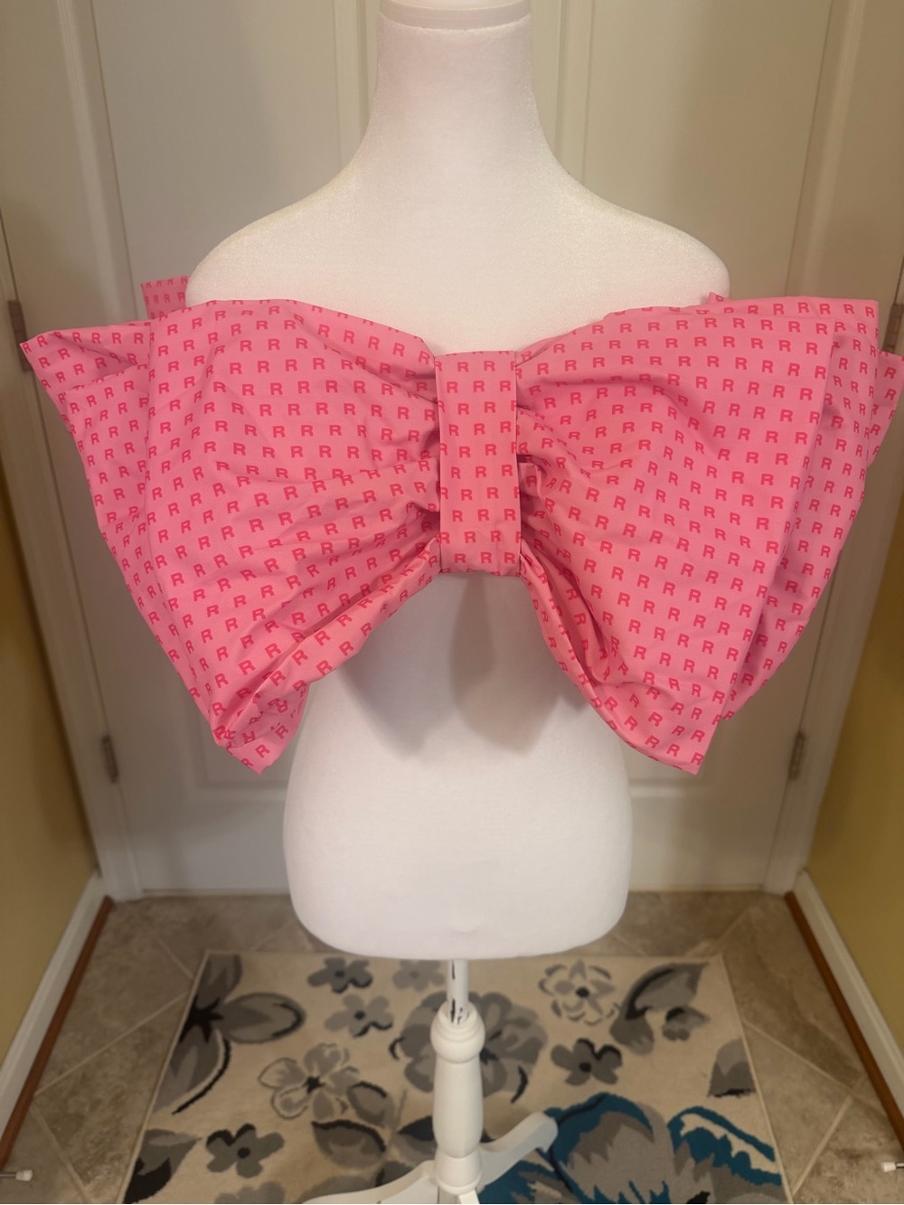 Classy Pink Bow Bandeau stretch built in bra halter Top Allover 'R' design!NEW